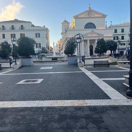 La Piazzetta Anzio Hotel Exterior foto